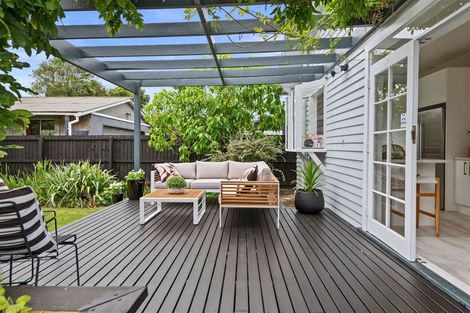 Photo of property in 8 Scotston Avenue, St Albans, Christchurch, 8052