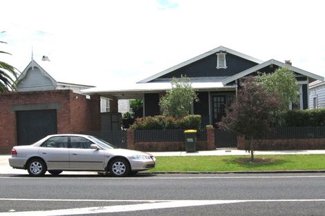 Photo of property in 53 Old Mill Road, Grey Lynn, Auckland, 1021