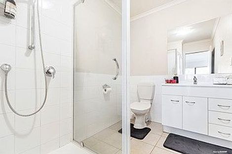 Photo of property in 10/55 Verbena Road, Birkdale, Auckland, 0626