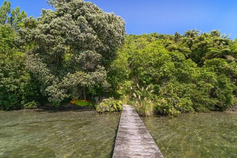 Photo of property in 47 Spencer Road, Lake Tarawera, Rotorua, 3076