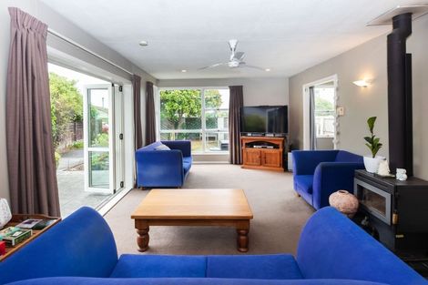 Photo of property in 23 Endeavour Street, North New Brighton, Christchurch, 8083