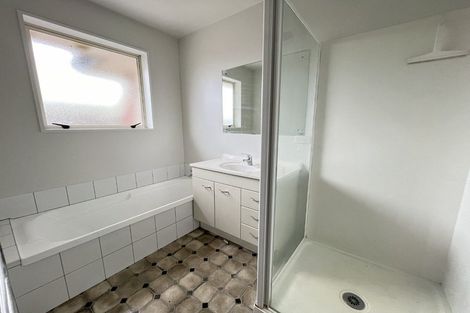 Photo of property in 9 Kydd Lane, Hornby, Christchurch, 8042