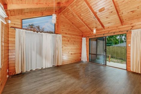 Photo of property in 24 Miriam Corban Heights, Henderson, Auckland, 0612