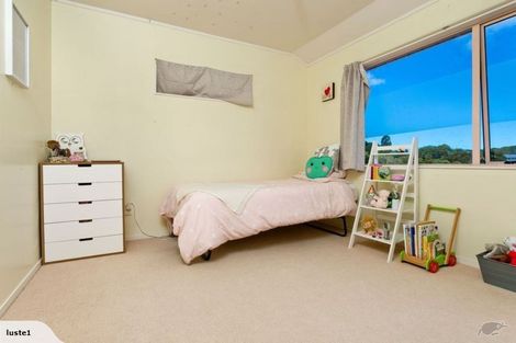 Photo of property in 1/39 Witheford Drive, Bayview, Auckland, 0629