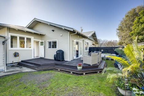 Photo of property in 128 Vigor Brown Street, Napier South, Napier, 4110