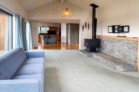 Photo of property in 12 Hollybank Lane, Allandale, Lyttelton, 8971