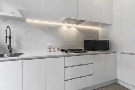 Photo of property in 10 Huaota Place, Botany Downs, Auckland, 2010