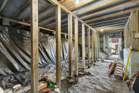 Photo of property in 88 Black Rock Road, Newlands, Wellington, 6037