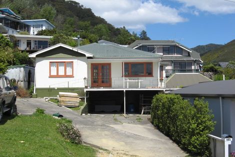 Photo of property in 15 Otago Street, Picton, 7220