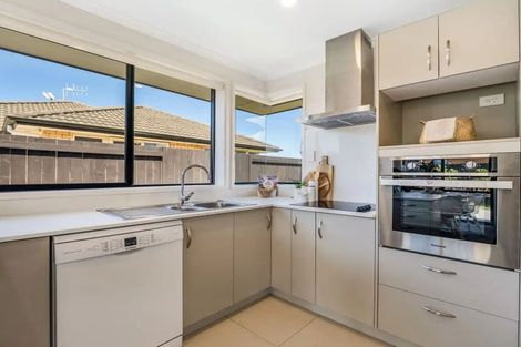 Photo of property in 719 Gloucester Road, Papamoa Beach, Papamoa, 3118