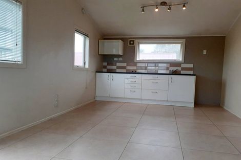 Photo of property in 26 Onewa Road, Northcote Point, Auckland, 0627