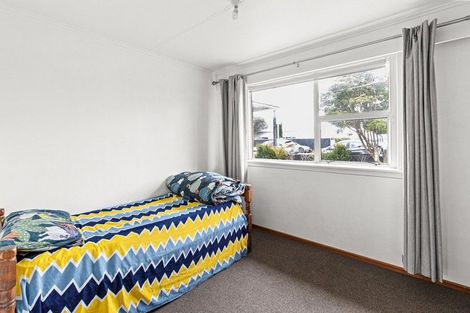 Photo of property in 74 Gover Street, New Plymouth, 4310