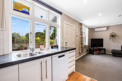 Photo of property in 1/61 Wakefield Street, Alicetown, Lower Hutt, 5010