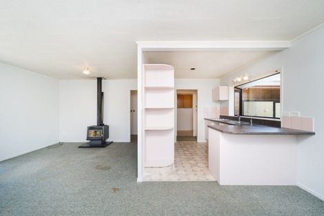 Photo of property in 327 Cambridge Avenue, Ashhurst, 4810