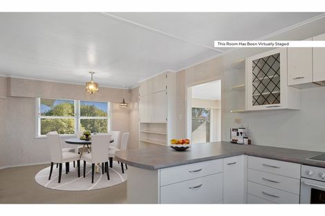 Photo of property in 417 Don Buck Road, Massey, Auckland, 0614