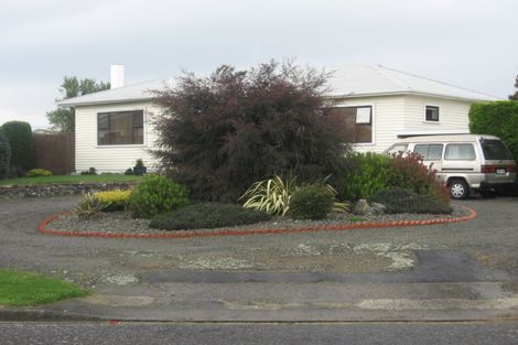 Photo of property in 5 Wedgewood Grove, Raumati Beach, Paraparaumu, 5032