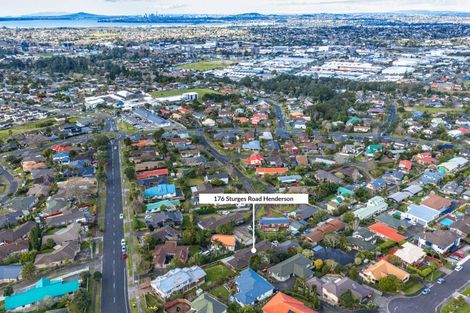 Photo of property in 176 Sturges Road, Henderson, Auckland, 0612
