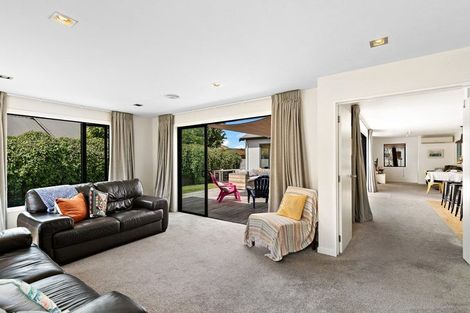 Photo of property in 15 Mavora Road, Lake Hayes, Queenstown, 9304