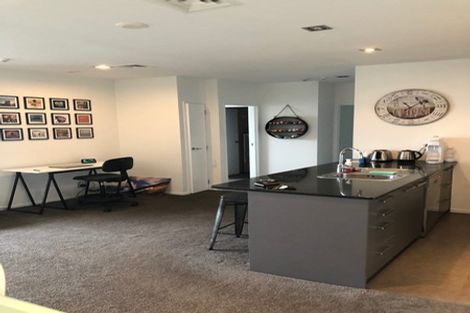 Photo of property in Shoal Haven Apartments, 112a/130 Anzac Street, Takapuna, Auckland, 0622