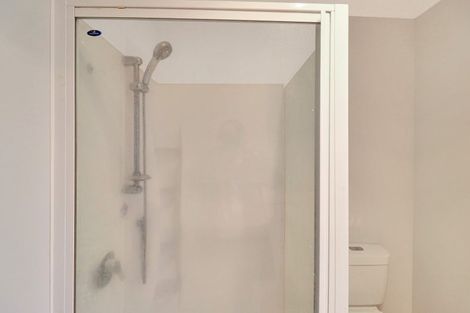 Photo of property in 24 Wagon Road, Stokes Valley, Lower Hutt, 5019