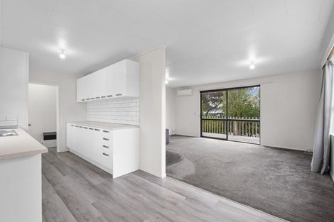 Photo of property in 24 Fergusson Street, Marton, 4710