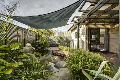 Photo of property in 213 Taradale Road, Pirimai, Napier, 4112