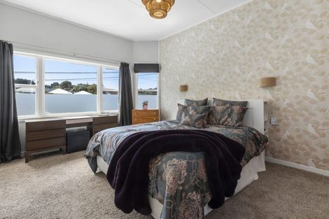 Photo of property in 15 Danube Street, Island Bay, Wellington, 6023