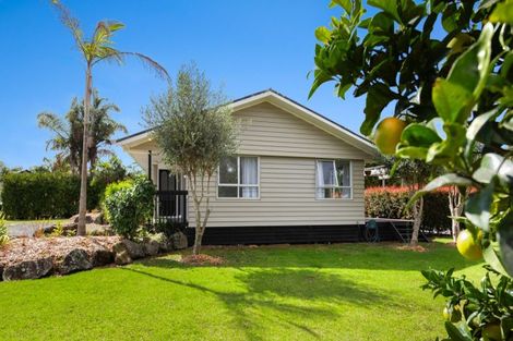 Photo of property in 18 Awhitu Road, Kerikeri, 0230