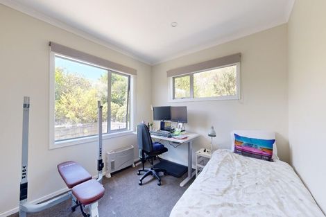 Photo of property in 44 Margaret Shields Avenue, Aotea, Porirua, 5024