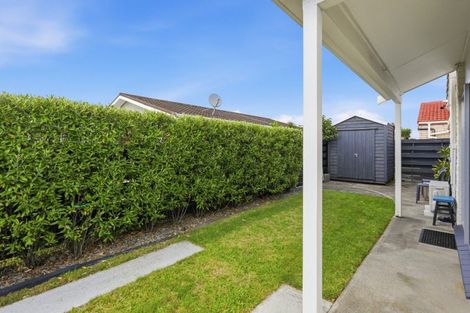 Photo of property in 3a Compton Place, Mount Maunganui, 3116