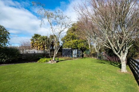 Photo of property in 17 Oberon Street, Stratford, 4332