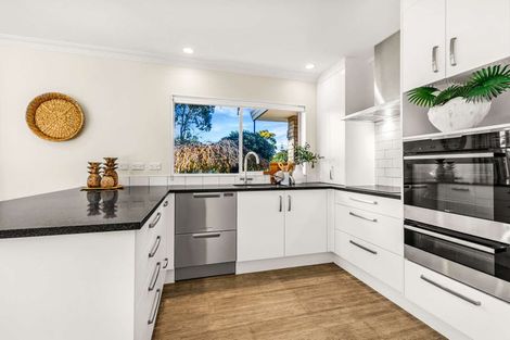 Photo of property in 126 Santa Monica Drive, Papamoa Beach, Papamoa, 3118