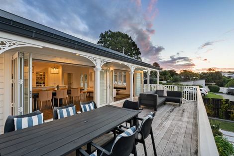 Photo of property in 7 George Street, Riverhead, 0820