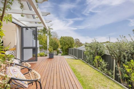 Photo of property in 2/25 Margaret Avenue, Havelock North, 4130