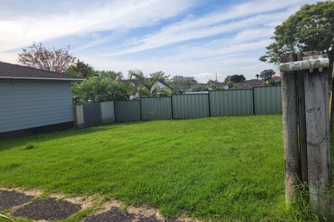 Photo of property in 6 Karina Place, Glen Eden, Auckland, 0602