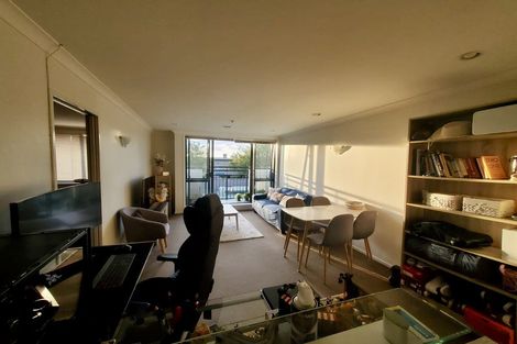 Photo of property in 2f/160 Symonds Street, Eden Terrace, Auckland, 1010