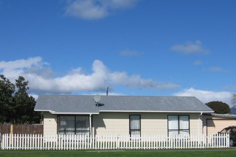 Photo of property in 23 Adkin Avenue, Levin, 5510
