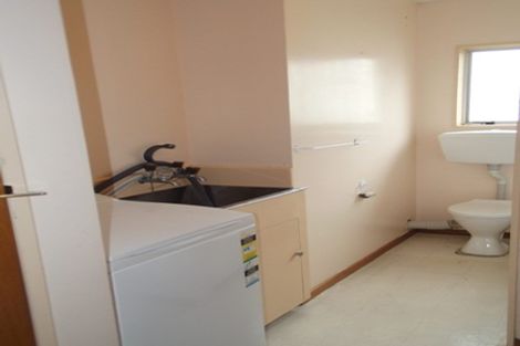 Photo of property in 8/218 Onepu Road, Lyall Bay, Wellington, 6022