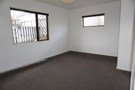 Photo of property in 4/3 Henry Street, Avondale, Auckland, 1026