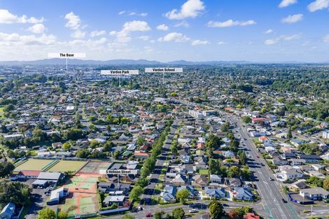 Photo of property in 5 Hobson Street, Maeroa, Hamilton, 3200