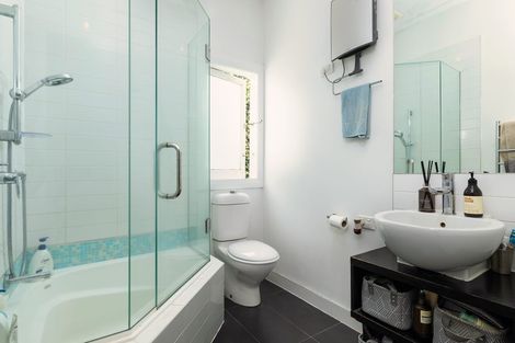 Photo of property in 11 Newcastle Terrace, Mount Albert, Auckland, 1025