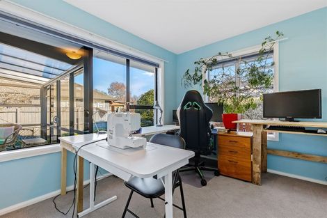 Photo of property in 35 Evesham Crescent, Spreydon, Christchurch, 8024