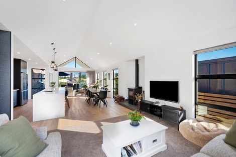 Photo of property in 11 Campbell Road, Wanaka, 9305
