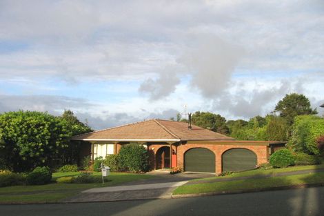 Photo of property in 112 Porritt Avenue, Chatswood, Auckland, 0626