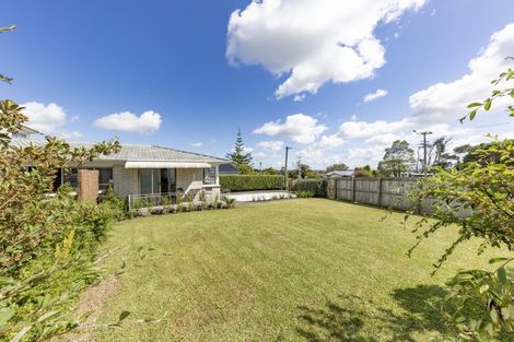 Photo of property in 64 West Coast Road, Glen Eden, Auckland, 0602