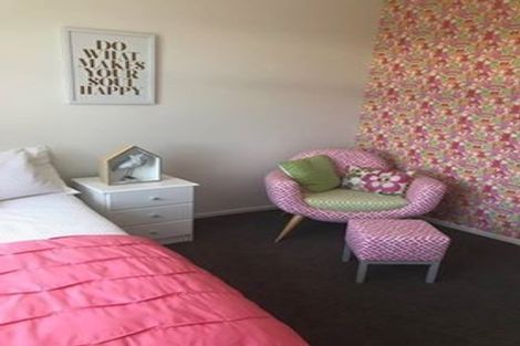 Photo of property in 14 Shillingford Boulevard, Rolleston, 7615