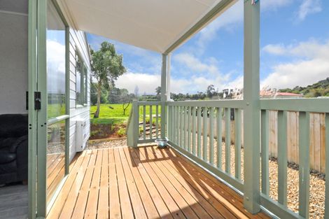 Photo of property in 15 Kowhai Avenue, Kaiaua, Pokeno, 2473