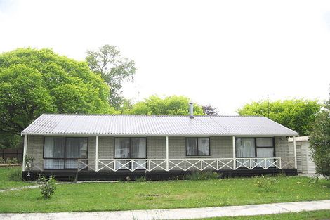 Photo of property in 2 Eliot Place, Leamington, Cambridge, 3432