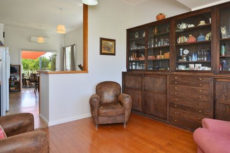 Photo of property in 17 Cemetery Road, Patutahi, Gisborne, 4072