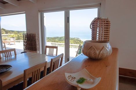 Photo of property in 128 Lone Kauri Road, Karekare, Auckland, 0772